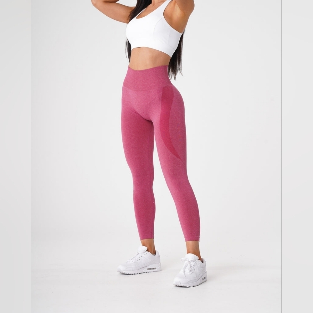 NVGTN Crimson Contour Seamless Leggings